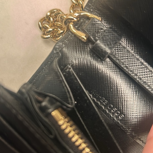 100% Authentic Made in Italy Salvatore Ferragamo Wallet on a Chain - Picture 14 of 14